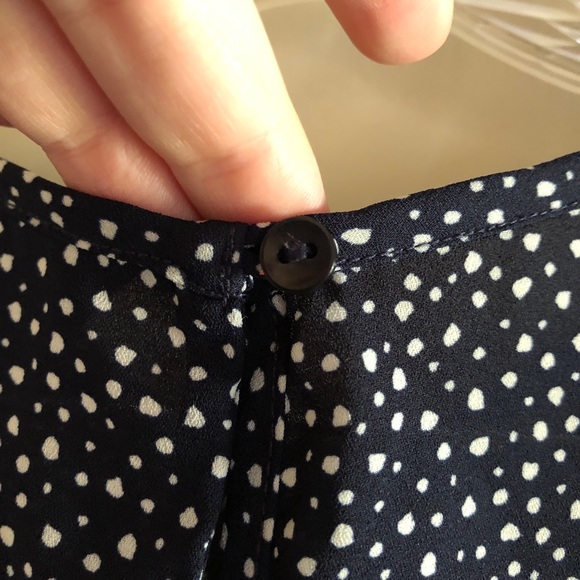 Banana Republic Petite Navy Blue and White Polka Dot Short Sleeve Blouse - Picture 5 of 8
